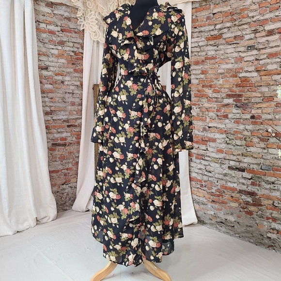Vintage 1990's Floral Wrap Dress Witch Goddess Flowy Fall Roses 2000's - Picture 7 of 14